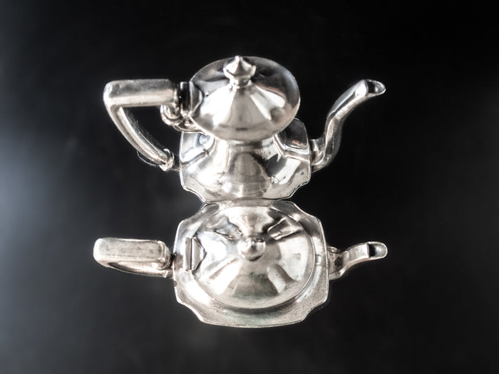 Antique Silver Soldered Teapots Gimbels Tea Room New York Baskets & Bowls