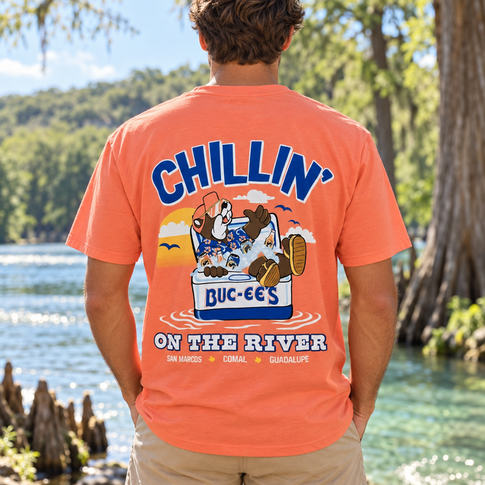 Buc-ee's Chillin' On the River - T-Shirt