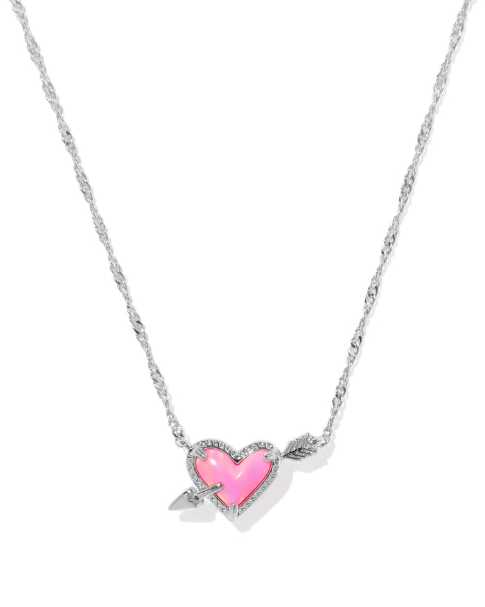 Kendra Scott Ari Heart Short Pendant Necklace Kendra Scott Ari Heart Short Pendant Necklace Necklaces