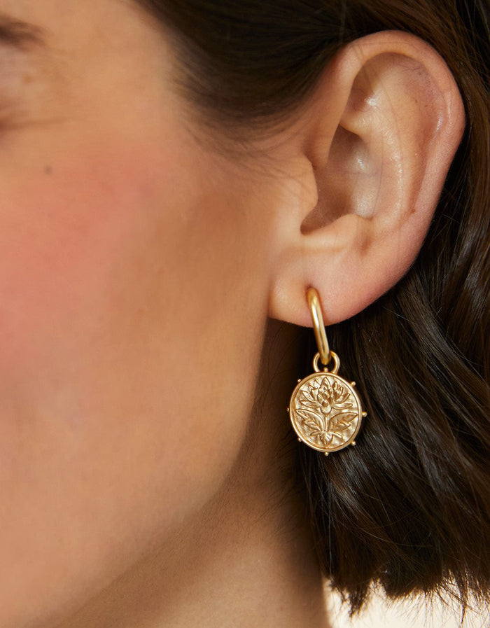 Spartina 449 Lotus Drop Hoop Earrings Gold Spartina 449 Lotus Drop Hoop Earrings Gold Earrings