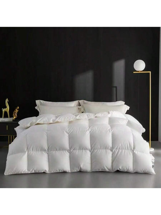 Yun Do White Goose Down Alternative Fiber Hotel Comforter Full Size- Four Seasons Fluffy Hotel Series Duvet, Medium Warmth Comforter For King Bed, 90" X 90", 120" X 120", 128" X 120" (White/Pink)